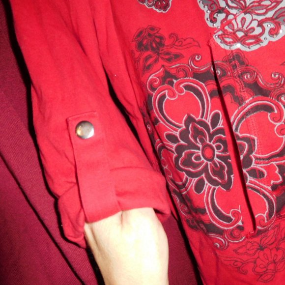 3X STYLE & CO. RED HOODED FAUX LAYER TUNIC TOP GRAHIC DESIGN - Picture 8 of 10